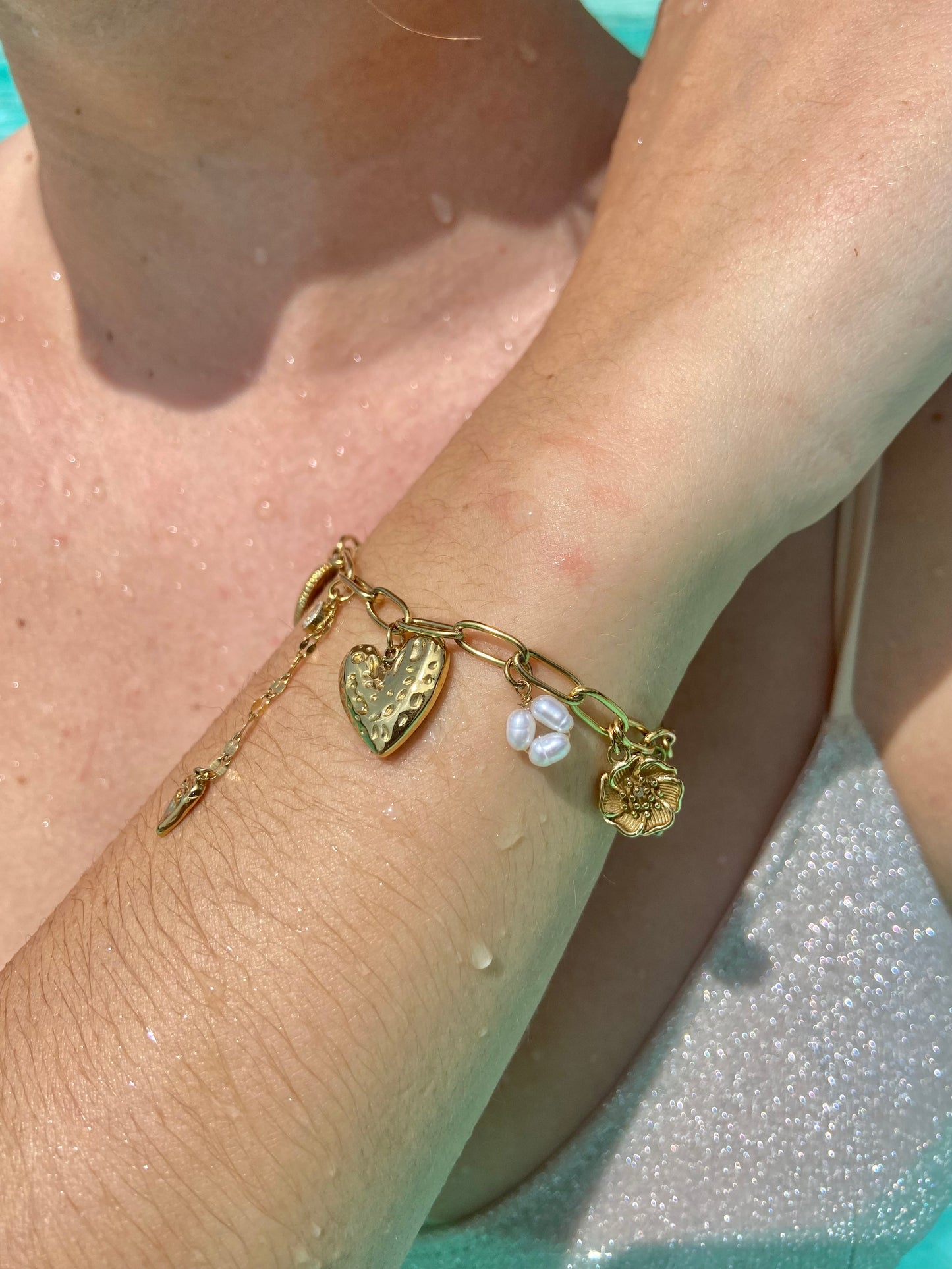 Bracelet breloques cœur martelée