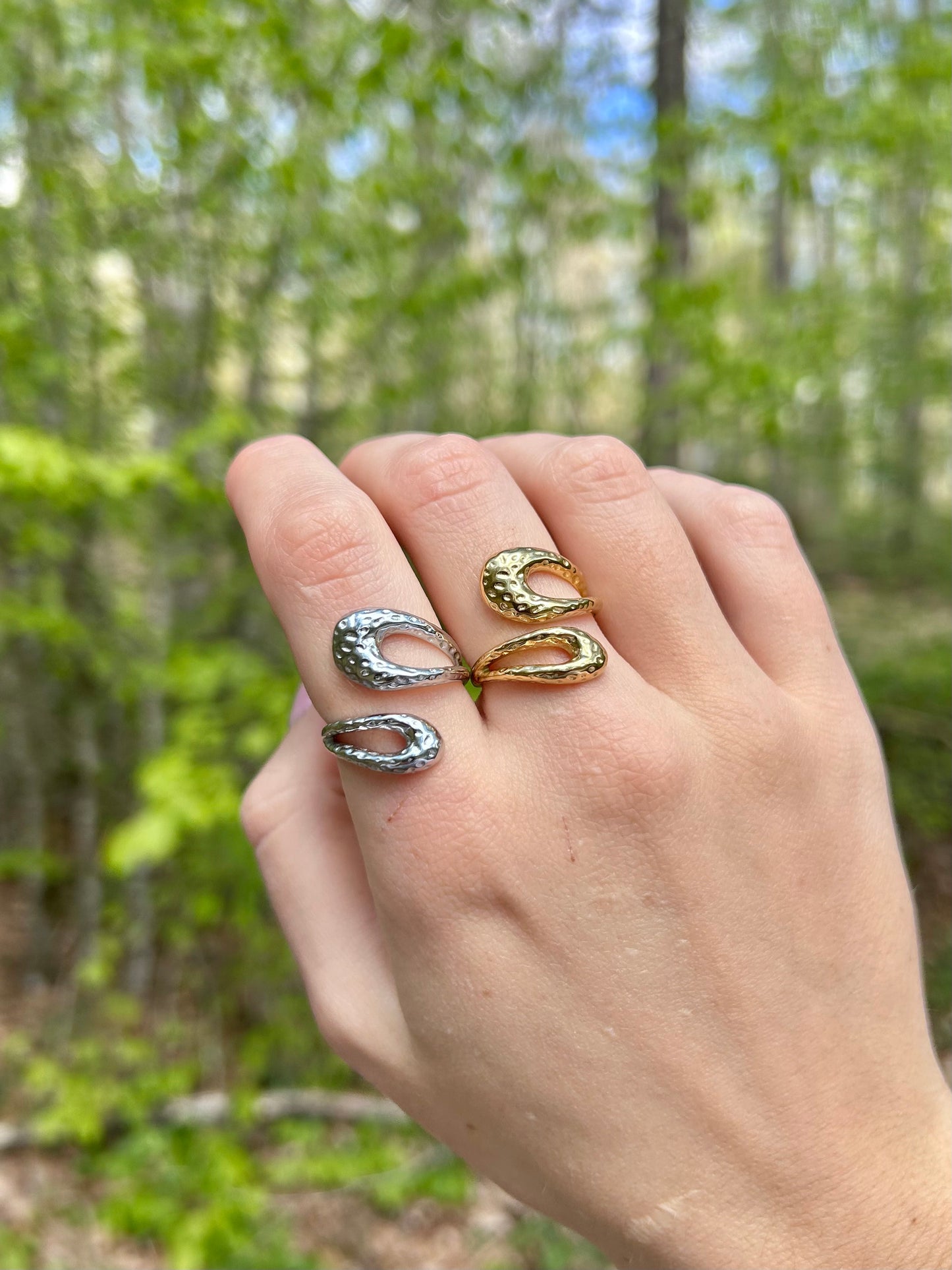 Bague asymétrique martelée