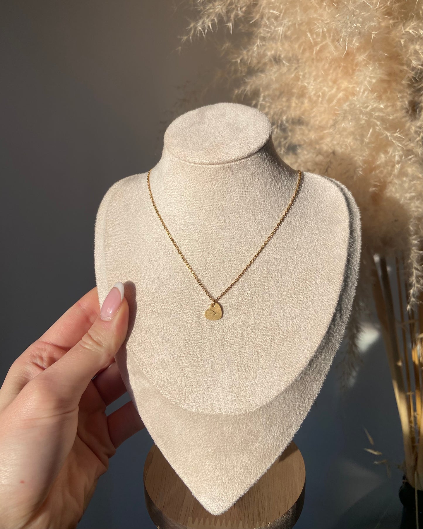 Collier estampillé avec cœur