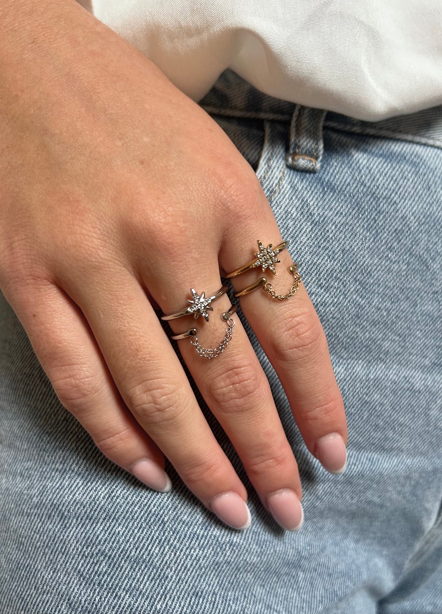 Bague étoilée avec chaîne