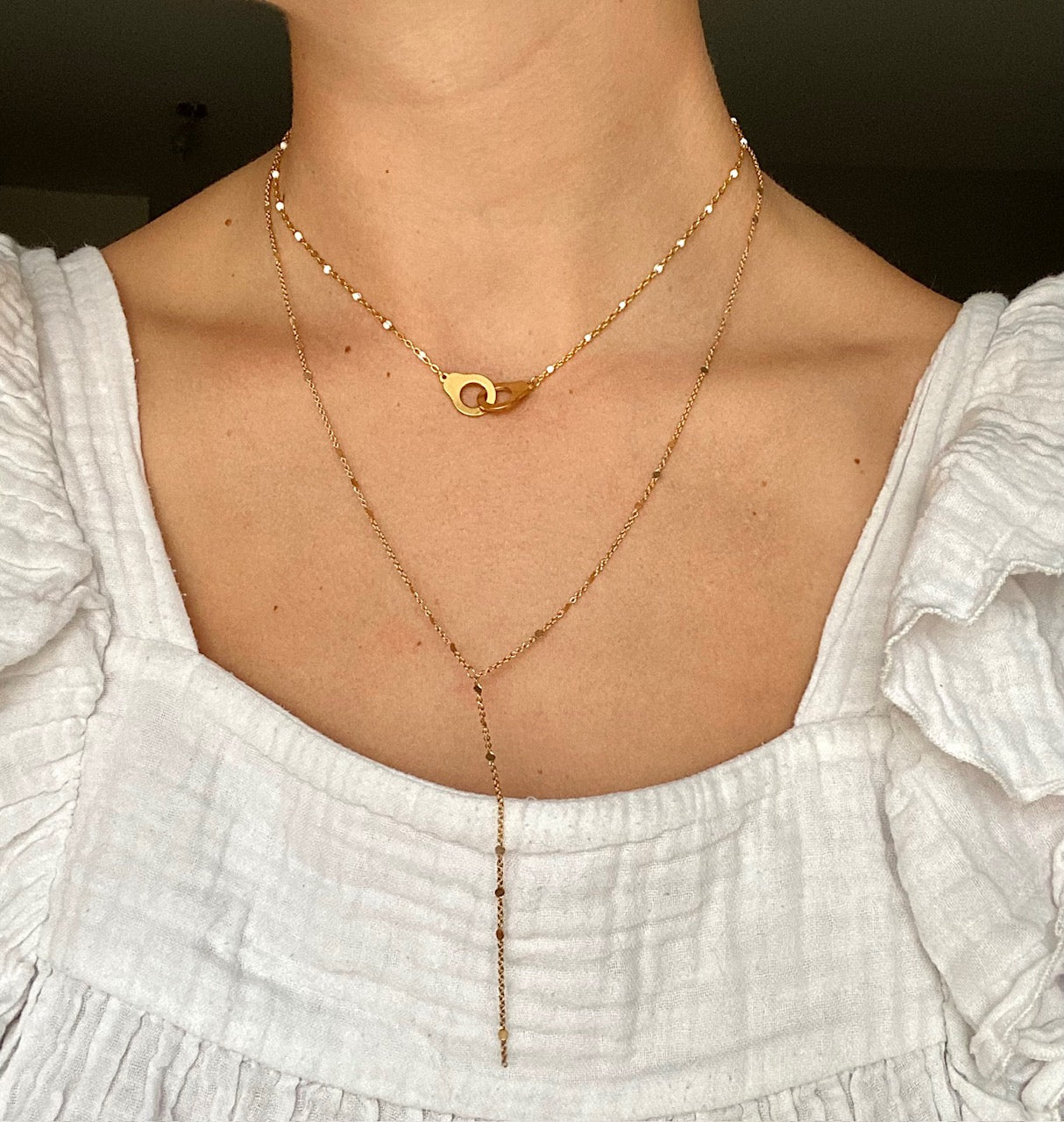 Collier ras de cou menottes