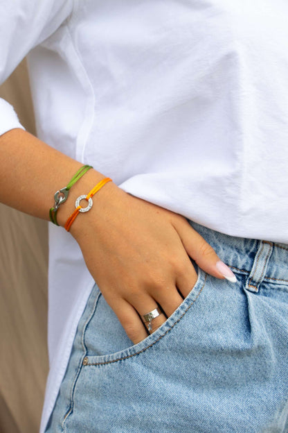 Bracelet en cordon avec rond martelé