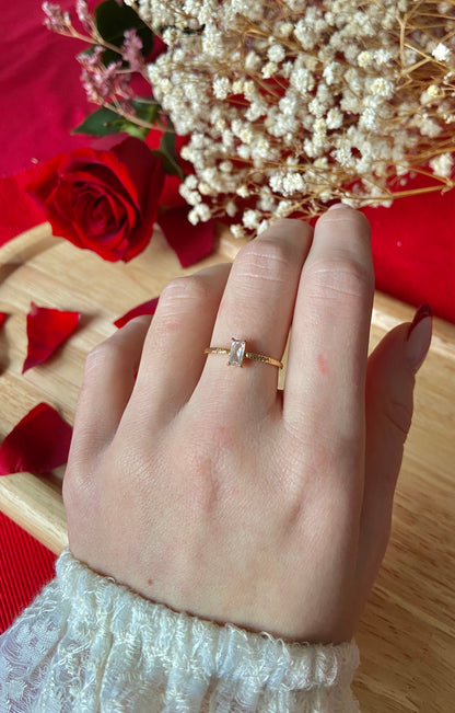 Bague avec strass