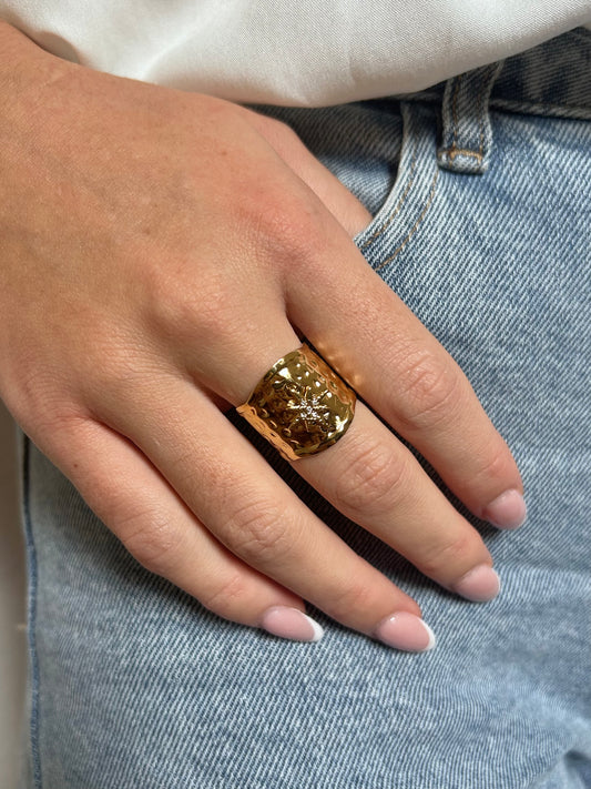 Bague épaisse martelée