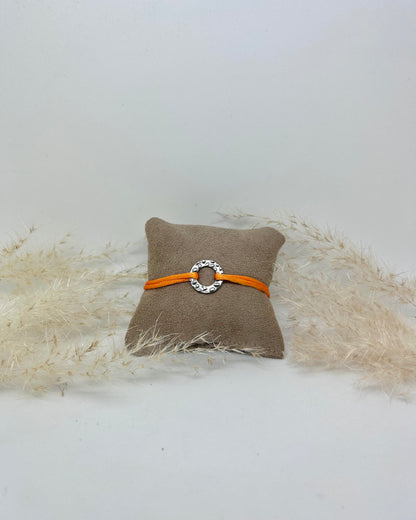 Bracelet en cordon avec rond martelé