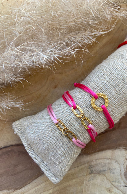 Bracelet double cordon avec pièces martelées